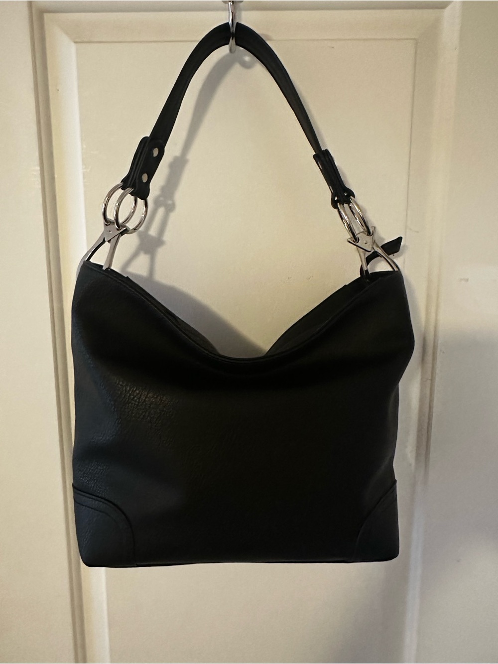 Everyday Black Shoulder Hobo Bag - Sleek Women's Shoulder Bag